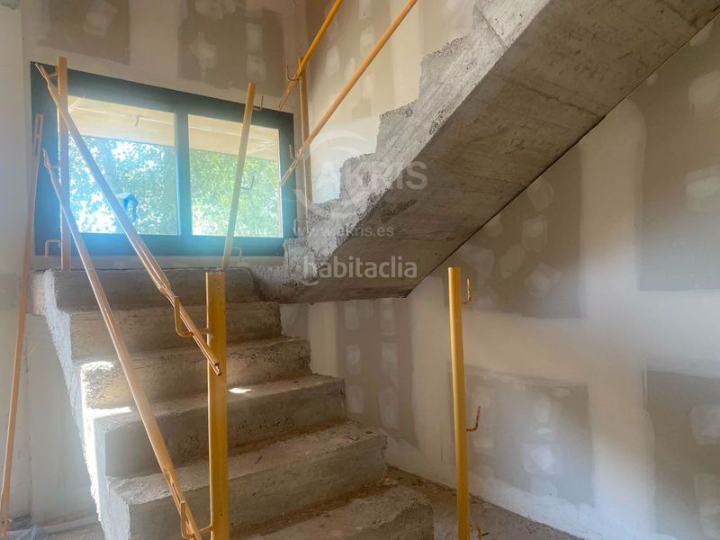 Foto 3e4664ae-c9d5-4c7c-bfdd-15ef054186c4. Local comercial a Escalona