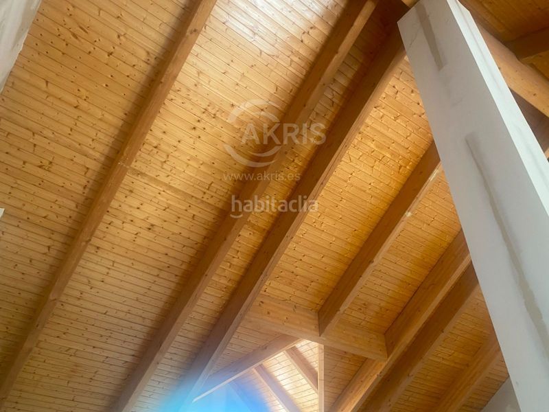 Foto 542882a9-f5eb-4e75-8f08-0541e9be2b59. Local comercial a Escalona