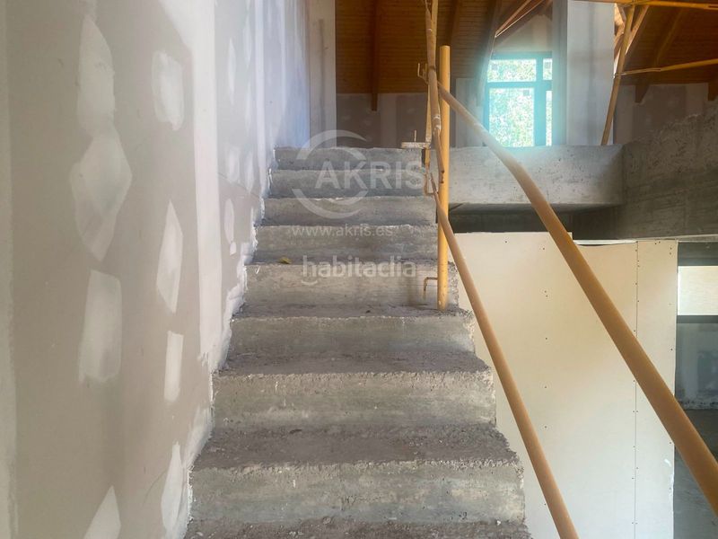Foto d693c6f7-8924-4cdd-a1dd-34793dd0b4b3. Local comercial a Escalona