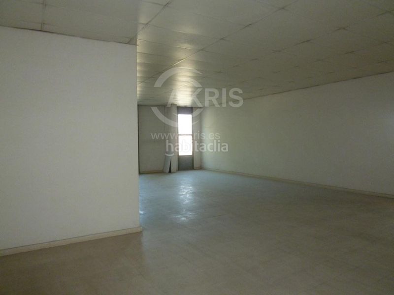 Foto 5a8175f5-9555-4c98-866e-b84007b5a1a6. Nau industrial a Villaverde Alto Madrid