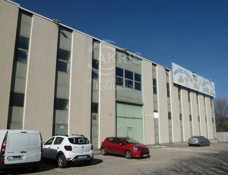Foto e419e322-5411-4655-bd03-33b86a112154. Nau industrial a Villaverde Alto Madrid