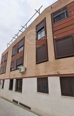 Flat  Pardo. Piso de 75 m en venta en bargas  alquilado  inversión
