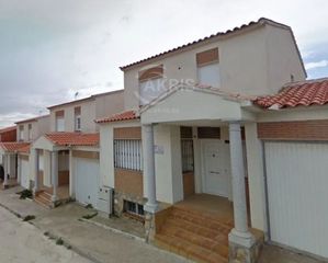 Haus  Juan sebastian el cano. Casa en venta en cebollaalquiladono visitable