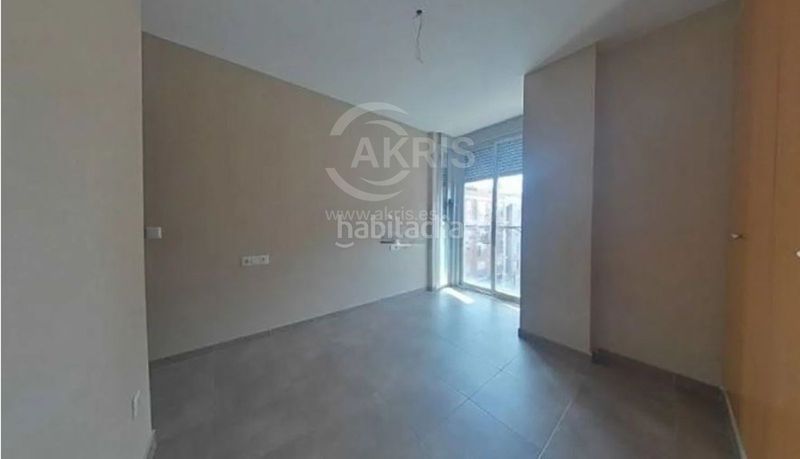 Foto 9dbbfdae-3987-4492-bce3-2b21c6f632c3. Pis a Vall d´Uixó (la)