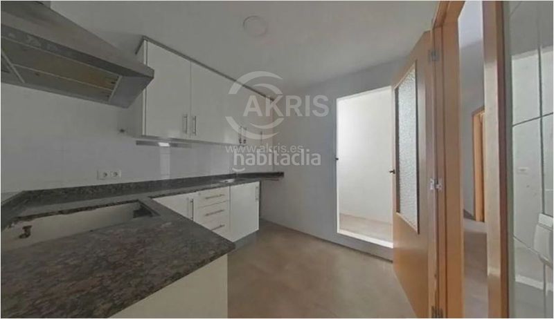 Foto aa53a749-c3cc-4e5a-bb56-67e85f5f2254. Pis a Vall d´Uixó (la)