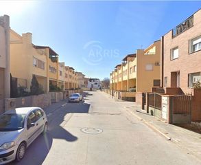 Casa adossada  Damaso alonso. Chalet ocupado en venta en talavera de la reina toledo
