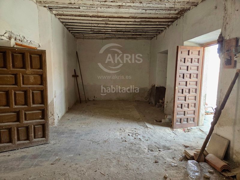 Foto 0cf63b78-c2b7-466e-aac9-3782494ce3c7. Casa adossada a Bargas