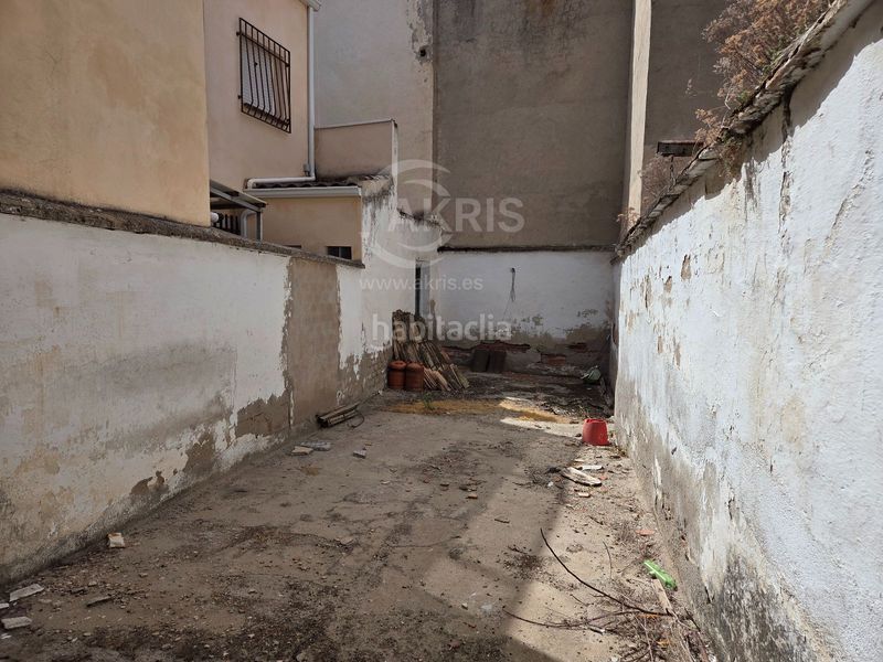 Foto 3f1bd978-99ca-4f83-b84d-27e400fcd93f. Casa adossada a Bargas