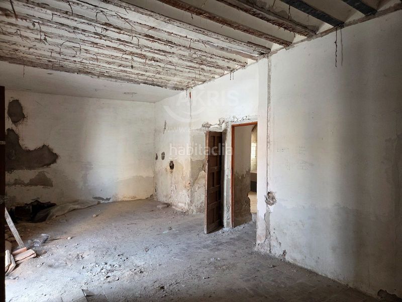 Foto 4c5ee444-9131-4755-9422-b4457138ad0a. Casa adossada a Bargas