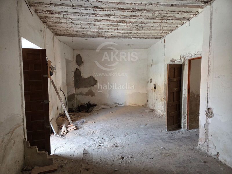 Foto f39d5422-199a-4f22-b24e-e1b9d938522d. Casa adossada a Bargas