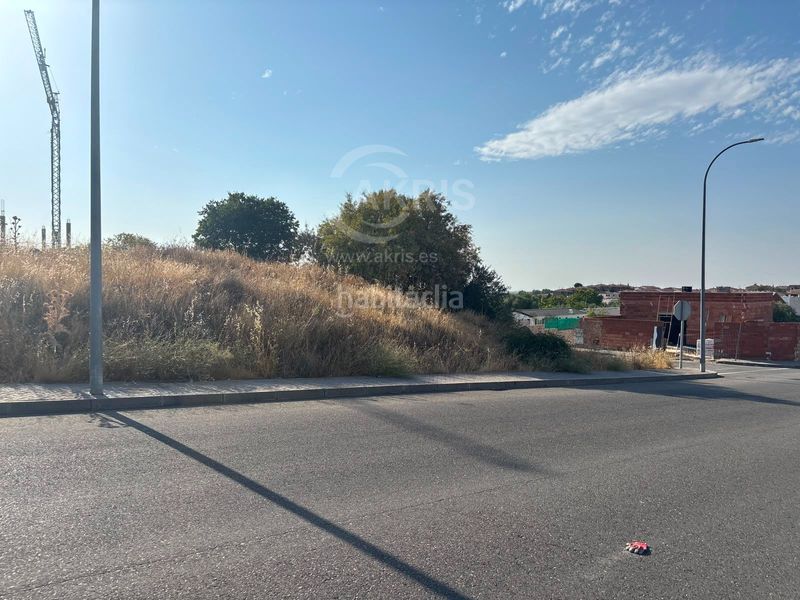 Foto f82fad19-adac-4384-b8a8-4a3670f0f0ac. Finca rústica a Argés