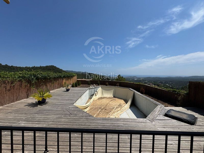 Foto 496ba71b-9d1c-4a22-9d13-6cc083364636. Xalet amb piscina a Lloret Verd - Els Pinars Lloret de Mar