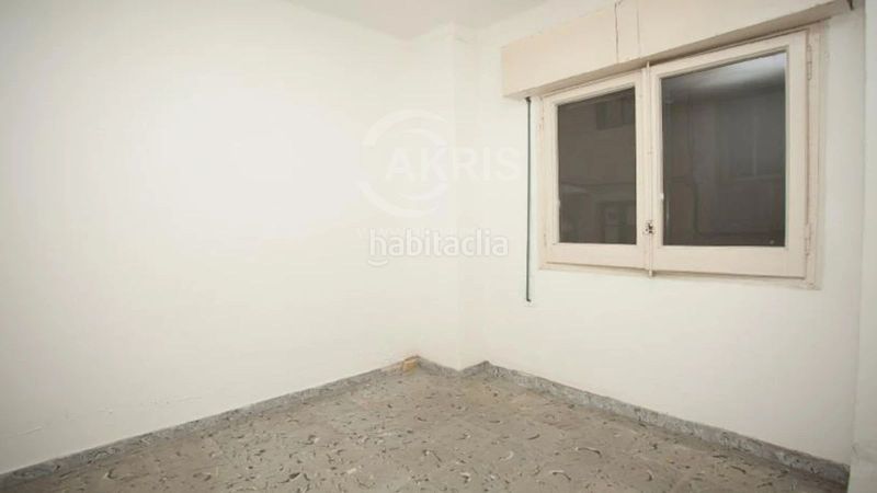 Foto f4eecdd1-bce8-405b-94aa-00fcca160edc. Pis a Raval Barcelona