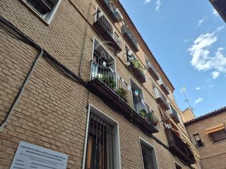 Rent Flat  Esteban illan. Piso reformado en alquiler junto a la universidad de toledo  cal