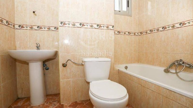 Foto bec74b27-d1c3-47b0-ad74-d6842d42db6c. Pis a El Baladre Sagunt