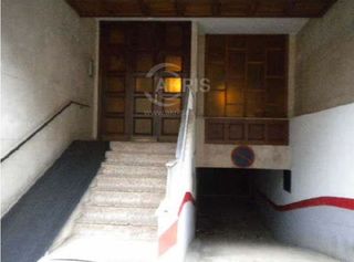 Aparcament cotxe a Alfonso X el Sabio