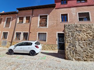Flat  Cava baja. Exclusiva vivienda con encanto y modernidad en el corazón de la