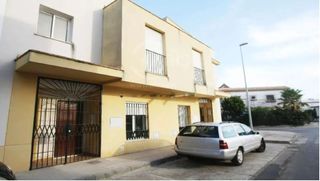 Casa adossada a PABLO RUIZ PICASSO