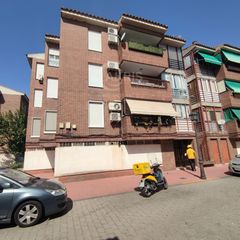 Flat  Santa cristina. En olias del rey
