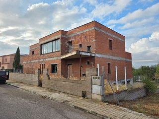 Chalet  Escultor julio gonzalez. Empieza a imaginar cómo sería tu propio hogar