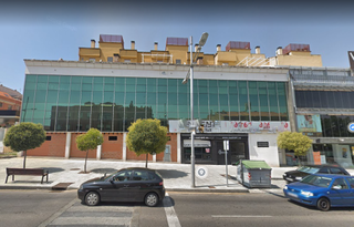 Location Local commercial à De madrid 41. Local en alquiler, en bruto