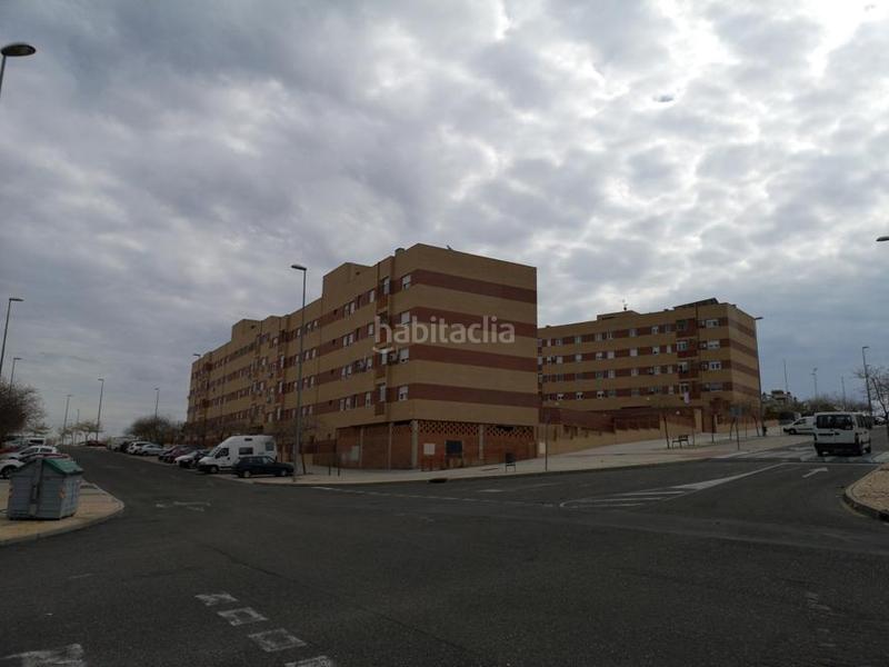Foto bfe22c37-bff1-41b4-8e81-331e28f9e635. Local comercial dos locales 47 plazas de parking en Toledo