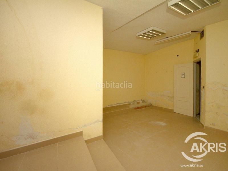 Foto f0055602-5c9a-4018-a72d-041a88897d3d. Locale commerciale in Centro Valdemoro