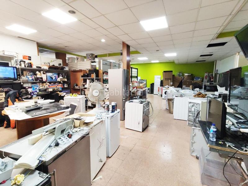 Foto 572826a9-2d2e-4be2-b494-78fa5b27e63c. Local commercial dans Mont Ferrant-Joan Carles I Blanes