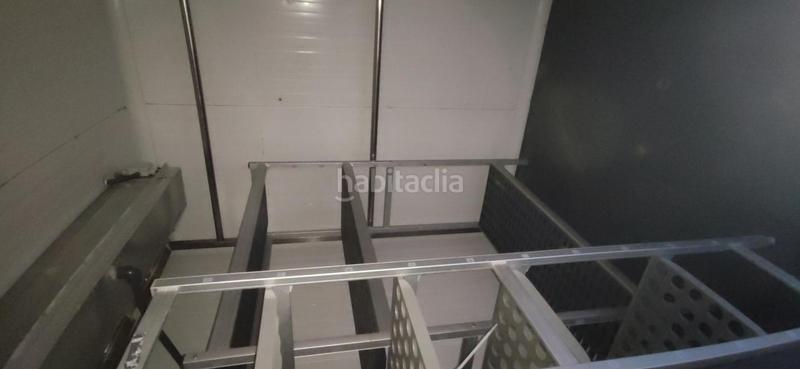 Foto 27184693-3dad-4810-8476-1488fb258f01. Local comercial carniceria y comida para llevar en venta en Blanes