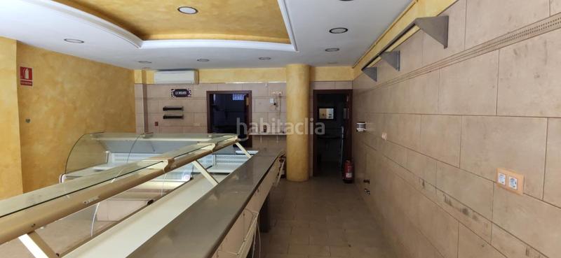 Foto 35a6ec22-01e8-457d-8f5e-b16a15b43622. Local comercial carniceria y comida para llevar en venta en Blanes