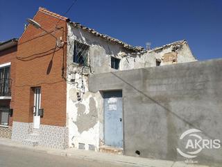 Casa a Cabañas de Yepes. Casa de pueblo para reformaintegral