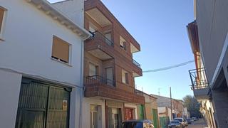 Piso  Levante. Piso a reformar