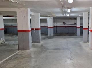 Aparcament cotxe  Río guadarrama. Plazas de garaje en edificio rio guadarrama bargas