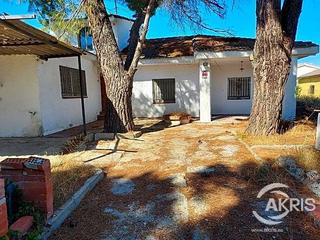 Maison à Viso de San Juan (El). Vivienda okupada, no se puede visitar!! formada por 2 chalets