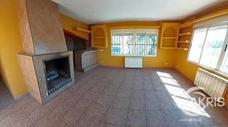 Maison à Viso de San Juan (El). Vivienda okupada, no se puede visitar!! formada por 2 chalets