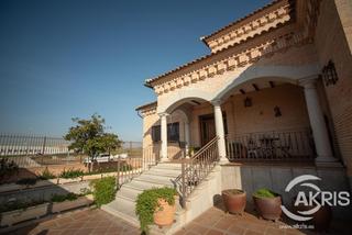 Maison à Yuncos. Vivienda exclusiva en yuncos