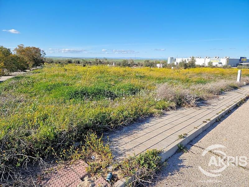 Foto 51e42ae2-8e51-433f-8623-444692efd6fa. Terrain résidentiel dans Olías del Rey