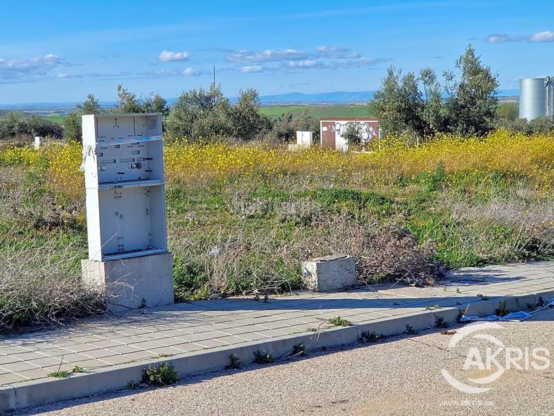 Foto 606c8ab5-2ee3-43a4-a924-ae326afaad50. Terrain résidentiel dans Olías del Rey