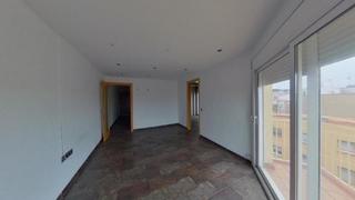 Pis  Carrer de valència. Piso en venta en mataro