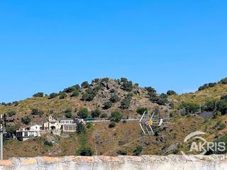 Pis  Camarín de san cipriano. Vivienda individual en la cornisa