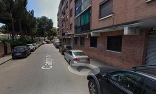 Appartement  Carrer de caldes. Piso en la llagosta, okupadono visitable
