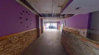 Local Comercial  Carrer d'enric granados. Local en venta en premia de mar, barcelona