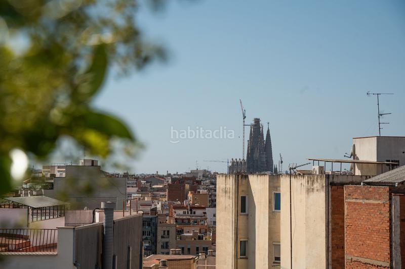 Foto 02a4bba4-3172-45ad-8fa8-44e3f3095304. Attique dans El Clot Barcelona