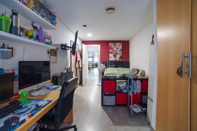 Foto 5381b4e8-6739-4848-a9a3-223f57388917. Piso en Sant Andreu de Palomar Barcelona