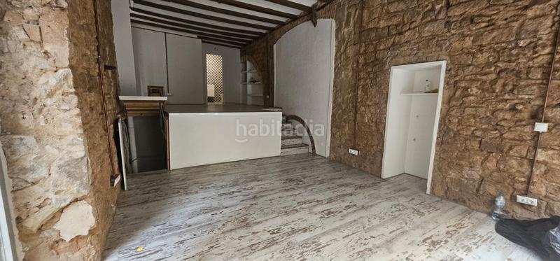 Foto 1e7c9388-d622-4ef5-a4a9-b9d7db9c0321. Lloguer local comercial a Gòtic Barcelona
