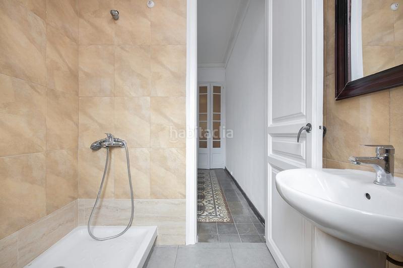 Foto aaa03ac4-e183-49d7-896f-7be3f097eed2. Flat in Sagrada Família Barcelona