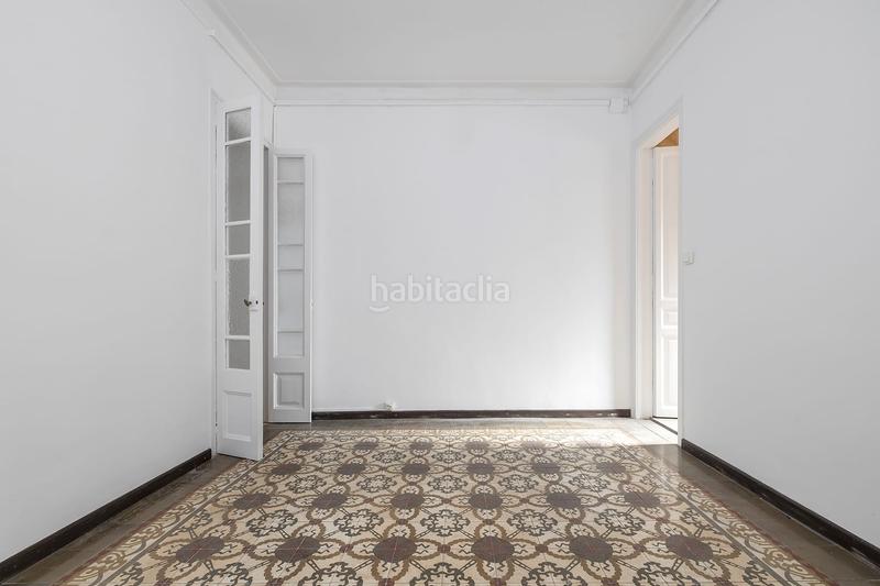 Foto 51bd1bc5-74af-4398-9e0b-8d58410da8d0. Pis a Sagrada Família Barcelona