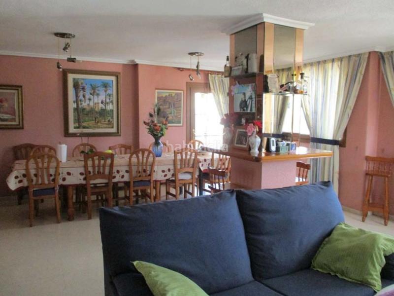 Foto 772d96c5-f82f-4640-b70f-a07b5895e373. Chalet avec chauffage parking piscine dans Sierra Helada Benidorm