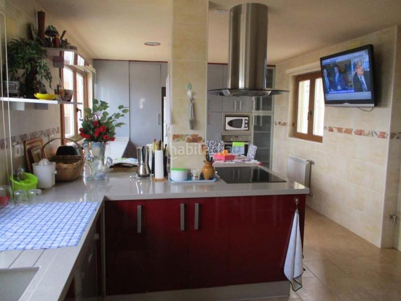 Foto d2f0d4be-19d1-4e66-bbe7-936b850ccfbd. Chalet avec chauffage parking piscine dans Sierra Helada Benidorm