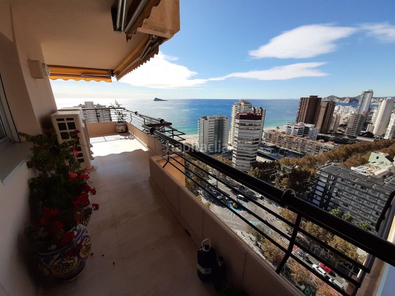 Foto 9f79a7b2-a741-4747-a6ec-3dd63946cd9b. Pis amb aparcament piscina a Playa Levante Benidorm